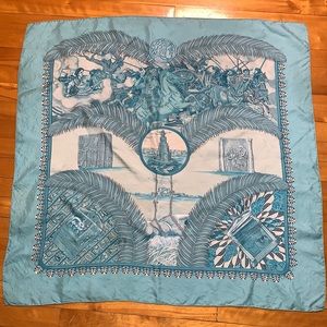 Authentic Hermès scarf. Gloire d’Alexandre in blue